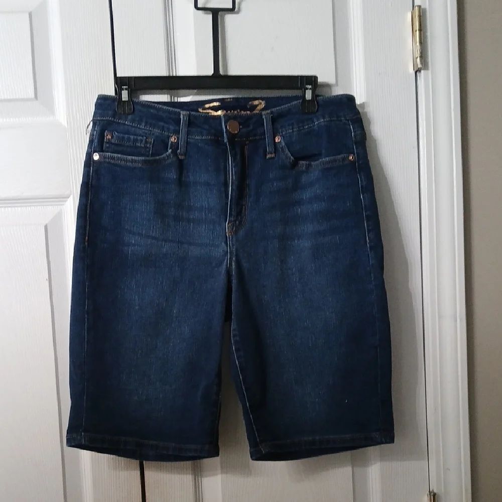 Seven7 dark wash denim jean sunset bermuda shorts Sz 10 NWOT